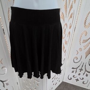 OQQ Black Athletic Skort XL High Waist Flowy Tennis Golf NWOT Stretch